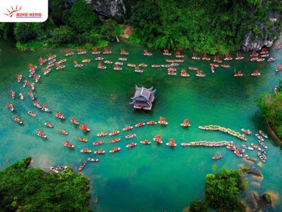 Quần thể danh thắng Tràng An - Ninh Bình được UNESCO công nhận là Di sản văn hóa và thiên nhiên thế giới vào năm 2014.